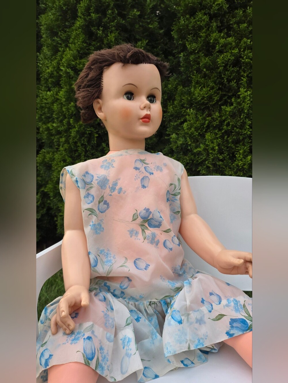 AE3651 Green Blinking Sleepy Eyes Brown Hair Playpal Style Doll 34"  Articulated